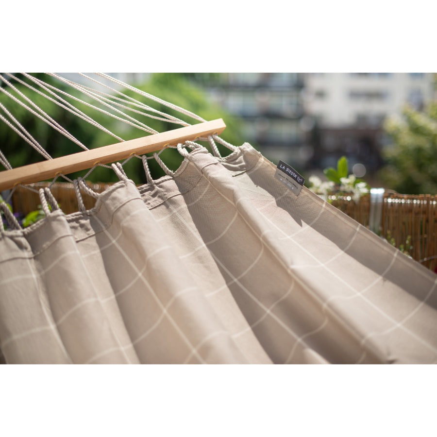 Hammock body and pattern and bamboo spreader bar
